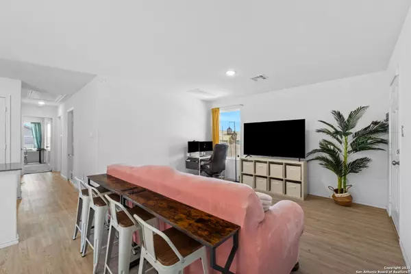 San Antonio, TX 78252,9103 Stellar Hill