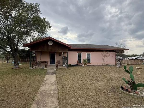 Carrizo Springs, TX 78834,277 Justo Garza