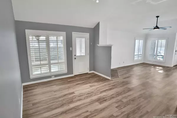 San Antonio, TX 78247,5851 Spring Crossing