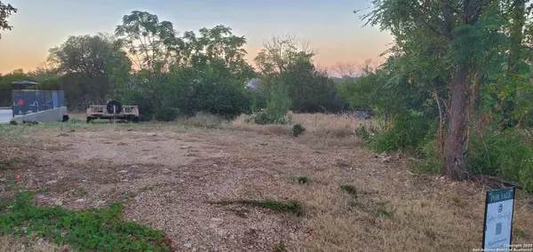 New Braunfels, TX 78130,717 Dittlinger