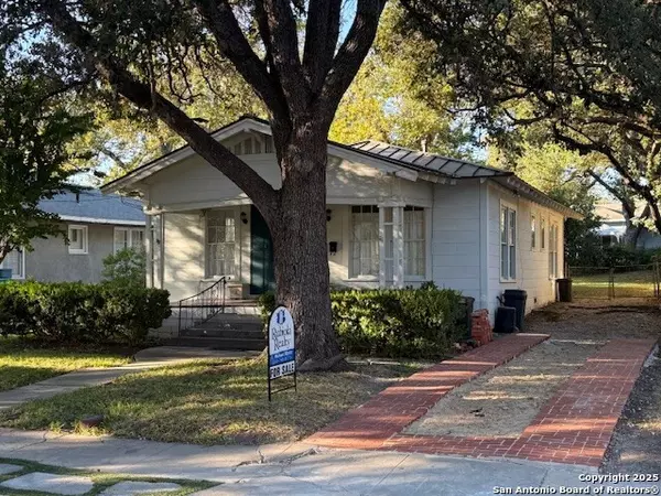 Alamo Heights, TX 78209,213 Normandy