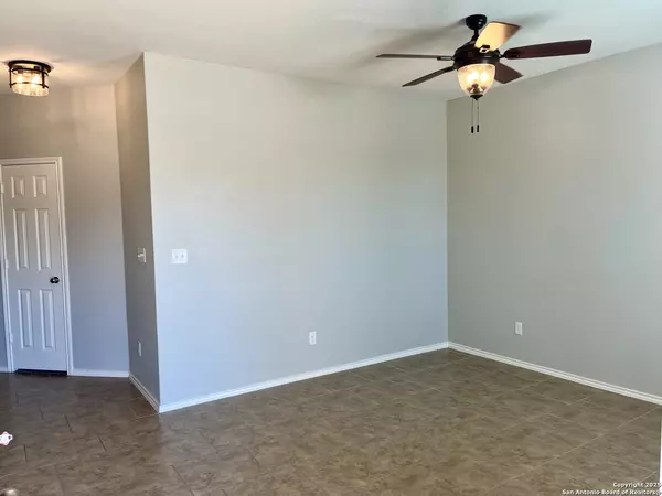 San Antonio, TX 78254,12111 Wagon Canyon