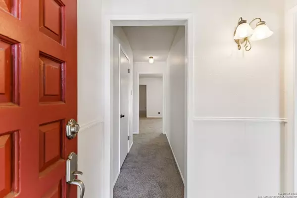 San Antonio, TX 78230,3619 mapleton