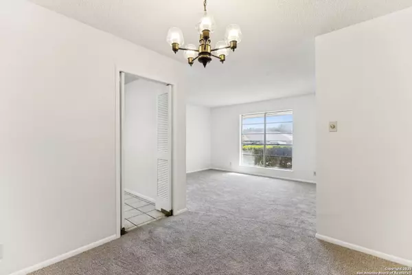 San Antonio, TX 78230,3619 mapleton