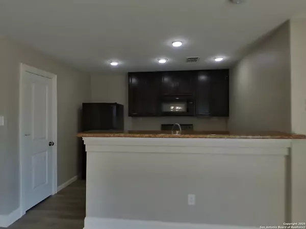 San Antonio, TX 78245,10144 Bermuda