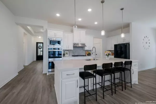 San Antonio, TX 78258,1718 Dancing Eagle