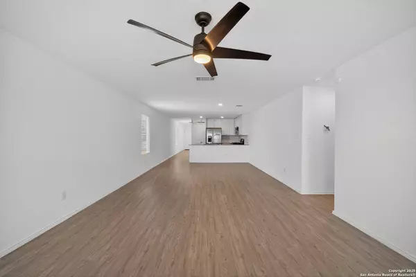 Marion, TX 78124,216 Sosie