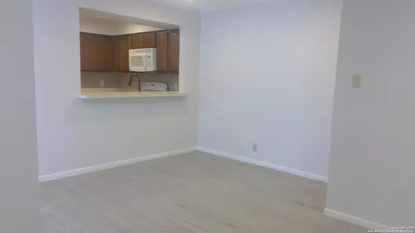 San Antonio, TX 78229,7738 Chambers UNIT 608