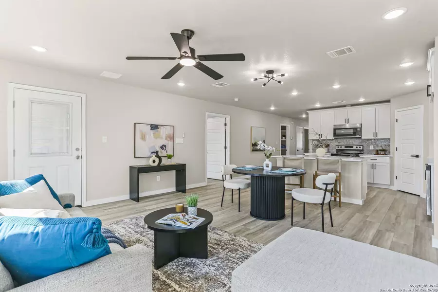 322 Spaatz, San Antonio, TX 78211