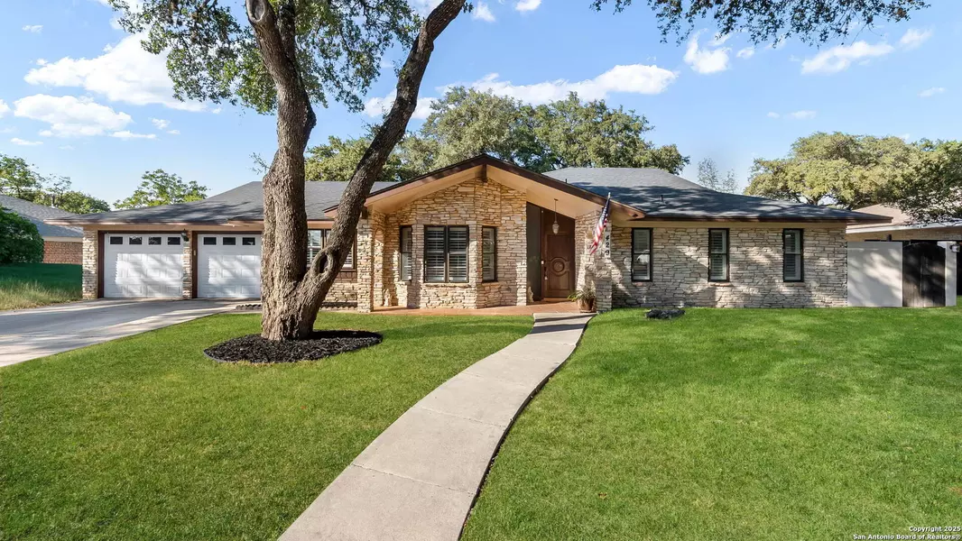 429 Fenwick, Windcrest, TX 78239