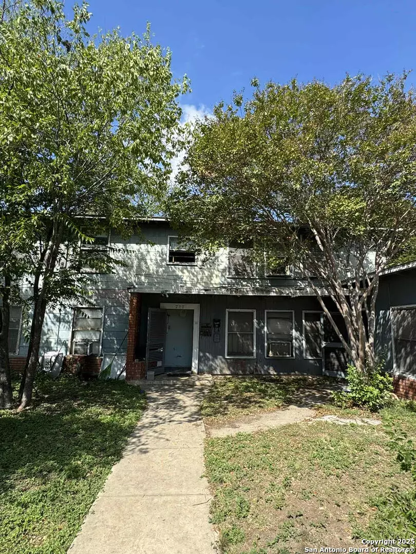 San Antonio, TX 78212,727 Carney St