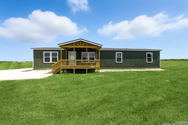 Jourdanton, TX 78026,2553 FM 1332