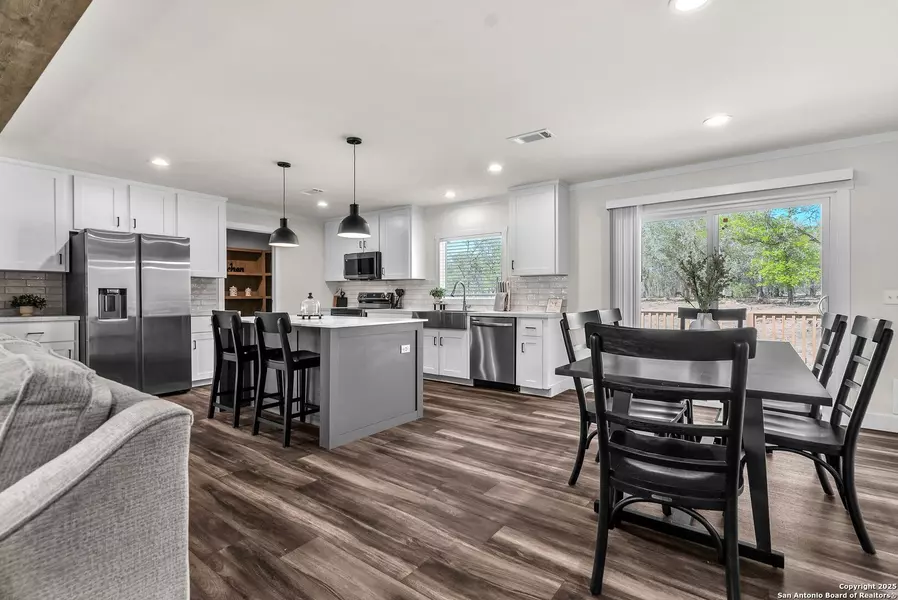 148 Syrah St, La Vernia, TX 78121