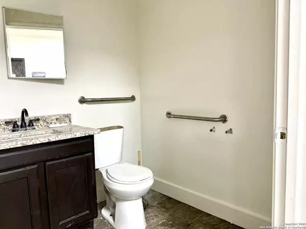 San Antonio, TX 78225,3016 zarzamora