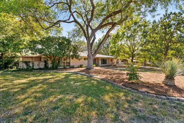 Castle Hills, TX 78213,106 Briarcliff