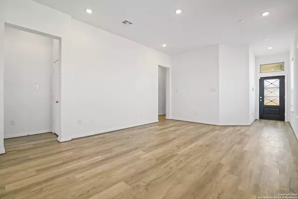 San Antonio, TX 78245,2610 River Pointe