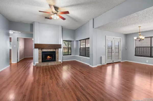 San Antonio, TX 78233,13231 Wood Climb