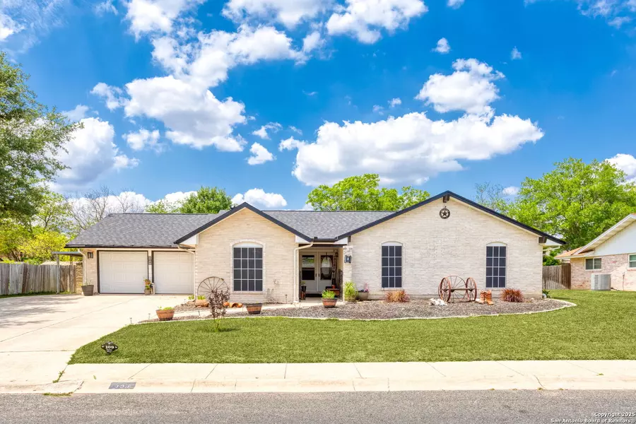 109 Thomas Edison, Schertz, TX 78154