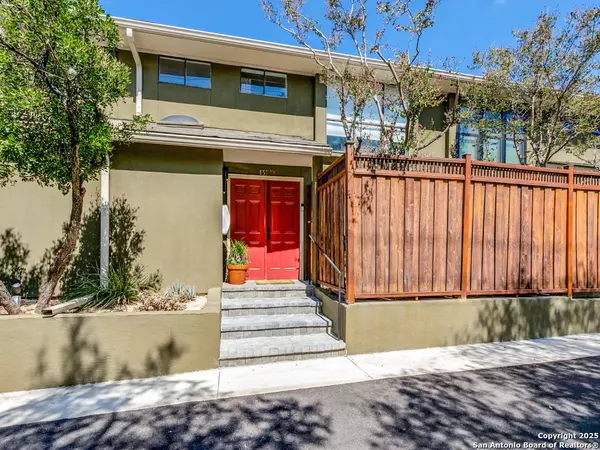 137 1/2 Terrell Rd UNIT 137 1/2, San Antonio, TX 78209