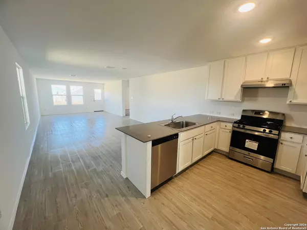 New Braunfels, TX 78130,2440 Hunter Peak