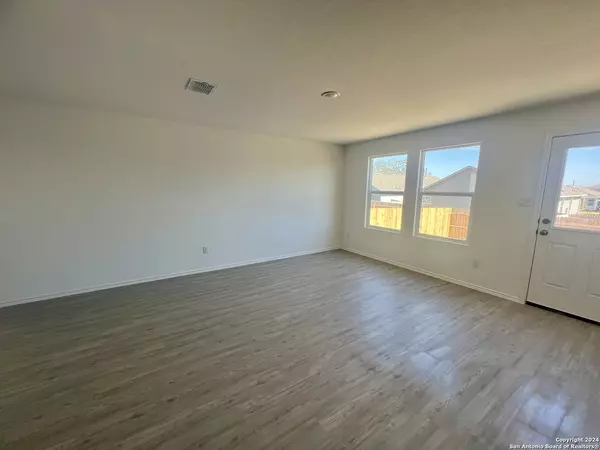 New Braunfels, TX 78130,2440 Hunter Peak