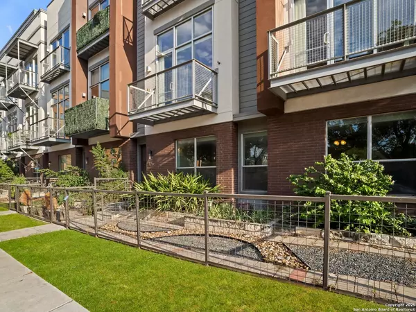 1126 quincy, San Antonio, TX 78212