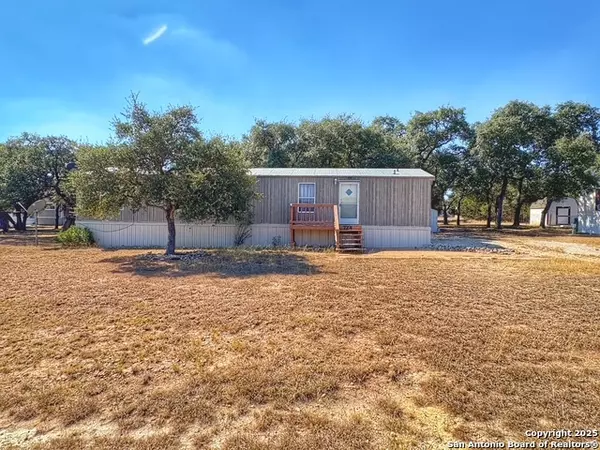 Bandera, TX 78003,724 PR 1512