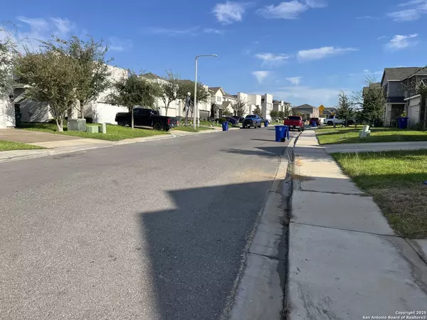 Laredo, TX 78045,1405 Chital Dr