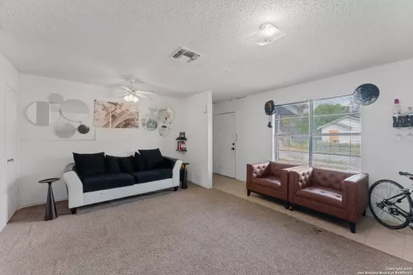 San Antonio, TX 78201,1626 Santa Anna