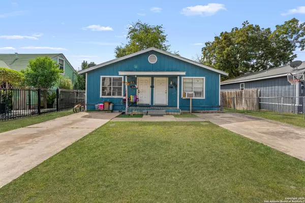 1626 Santa Anna, San Antonio, TX 78201