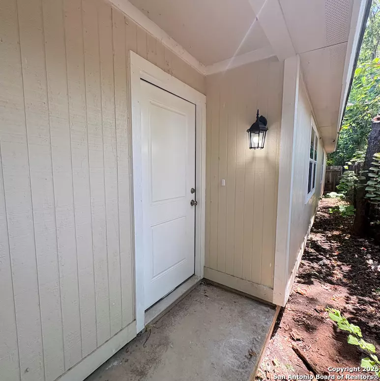 Seguin, TX 78155,428 Vaughan UNIT 3