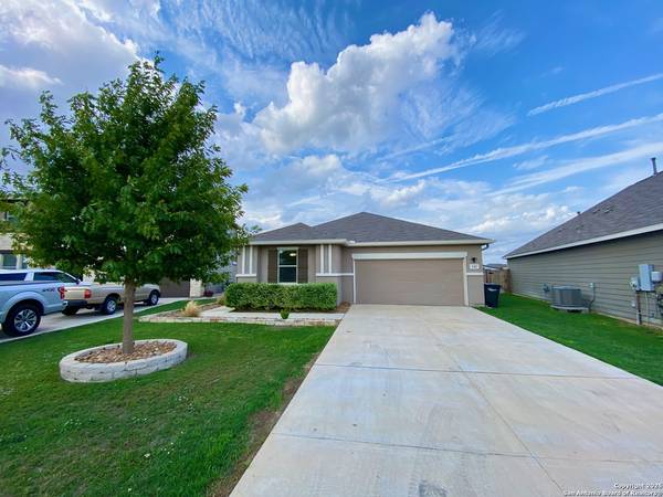 142 Landing Lane, New Braunfels, TX 78130