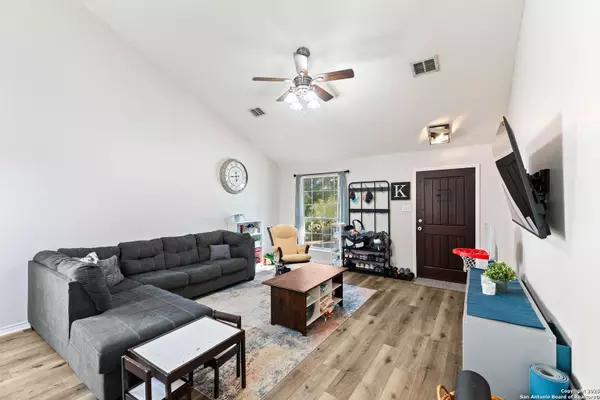 Universal City, TX 78148,10611 Apple Springs