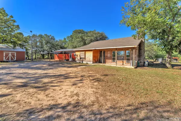 Lytle, TX 78052,17685 WISDOM RD