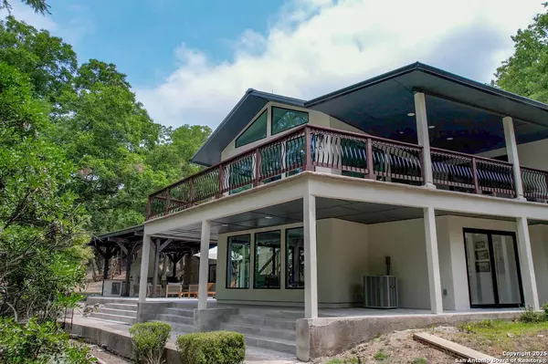 Canyon Lake, TX 78133-4570,2865 EDGEGROVE