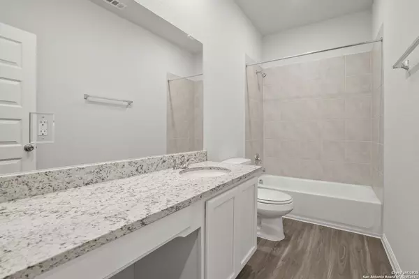 San Antonio, TX 78245,140 Duck Trail