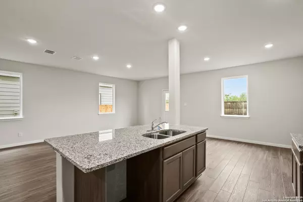 San Antonio, TX 78245,4243 Ametrine Way