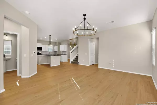 San Antonio, TX 78221,11527 Tiger Woods