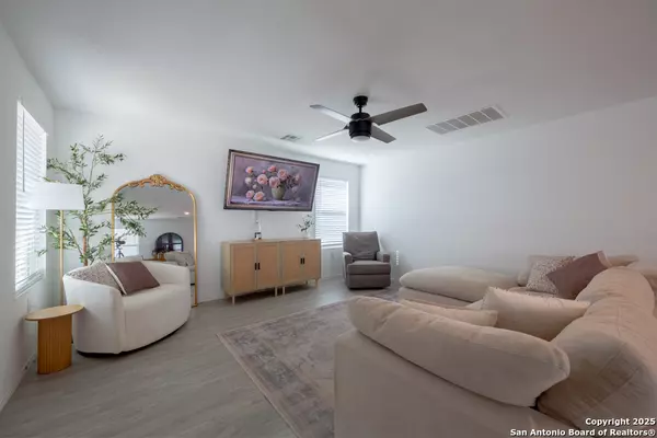 San Antonio, TX 78222,4411 Glades Way