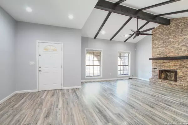 San Antonio, TX 78239,6506 Robin