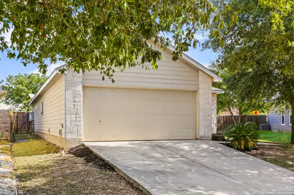 San Antonio, TX 78254,9703 Woodland Pines