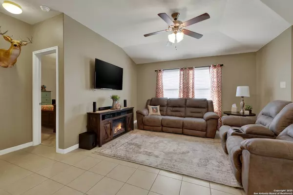 New Braunfels, TX 78130,2634 Lonesome Creek