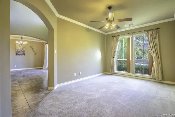 Boerne, TX 78015-4852,8835 NAPA LNDG