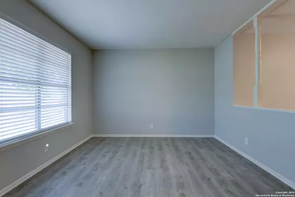 Live Oak, TX 78233,12314 Northledge