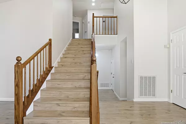 San Antonio, TX 78232,16102 Santa Cathrena