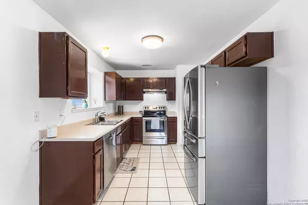 San Antonio, TX 78250,5617 Timber Rain