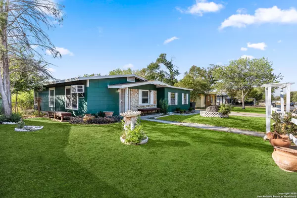 138 Galaxy, San Antonio, TX 78227