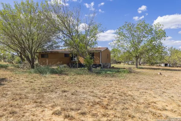 San Antonio, TX 78223,13155 Laguna