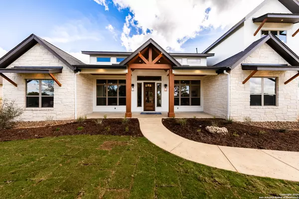 24351 Tres Arroyos, San Antonio, TX 78255