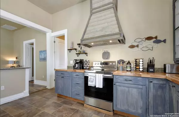 San Antonio, TX 78201,1246 Waverly